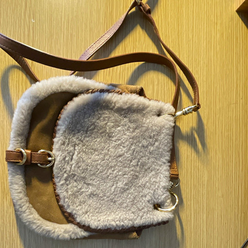 Ugg genuine leather sheepskin - leather,