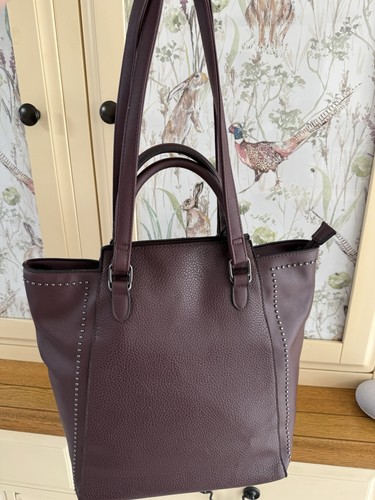 Double handed handbag - handed,
