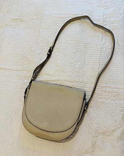 Beige pebbled leather - beige,