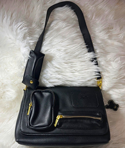 Black pebbled leather medium - pebbled,