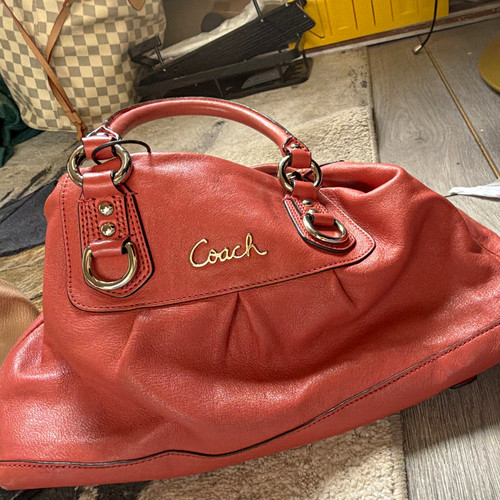 Coach women beige pebbled - coach,