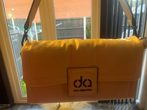 White hand bag