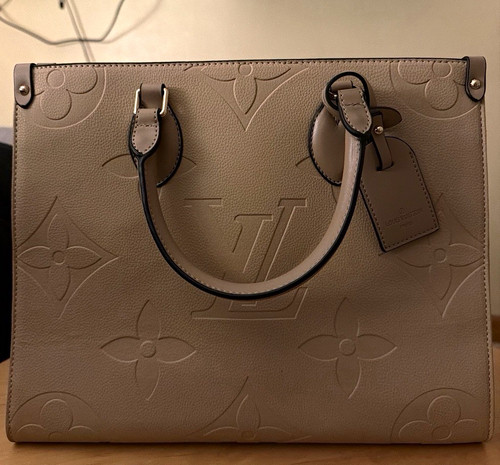 Pattern leather bag
