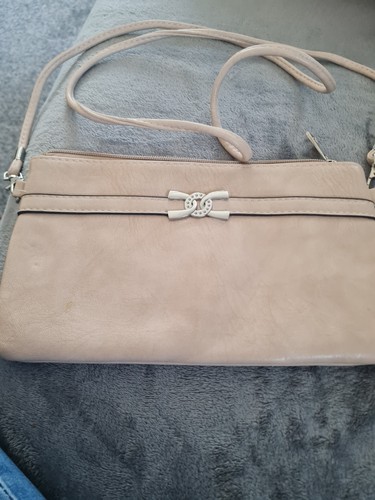 Small cream ladies handbag - cream,